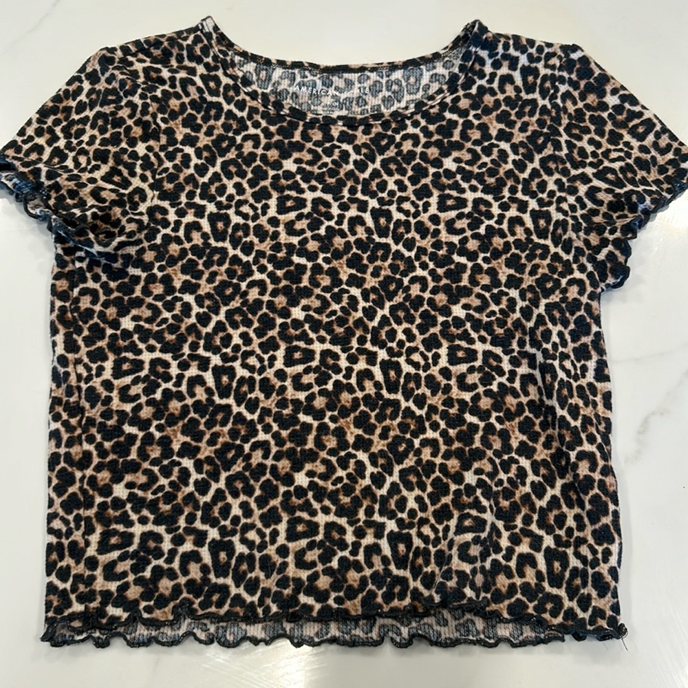 cheeath print crop top - american eagle